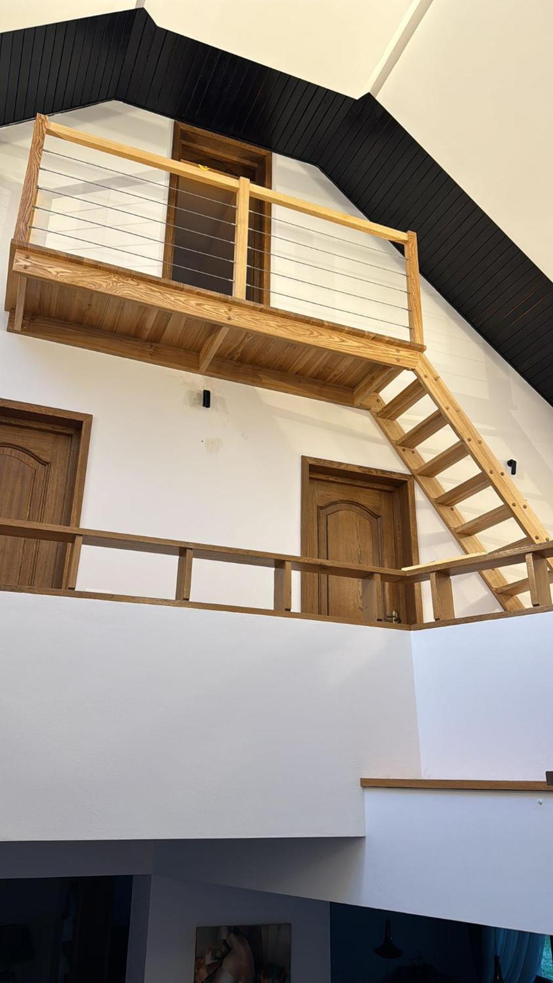 Evie'S Tree House Villa Dragomirna Exterior foto